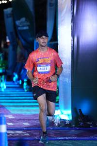 BIB: 4075
                            <button type="button" onclick="openModal(26221862)" class="btn btn-primary btn-sm float-right btn-popup" data-toggle="modal" data-target=".modal-high-quality">
                        <i class="fas fa-shopping-cart"></i> Add to Cart
                    </button>
                                            <button type="button" onclick="isThisMe(26221862, true)" class="btn btn-success btn-sm float-right btn-popup btn-isme hidden" data-toggle="tooltip" data-placement="bottom" title="นี่คือรูปของคุณใช่ไหม คลิกที่นี่เพื่อเอาเข้าอัลบั้ม">
                        <i class="fas fa-plus"></i> Add to album
                    </button>
                    <button type="button" onclick="isThisMe(26221862, false)" class="btn btn-warning btn-sm float-right btn-popup btn-isnotme hidden">
                        <i class="fas fa-ban"></i> Remove from album
                    </button>